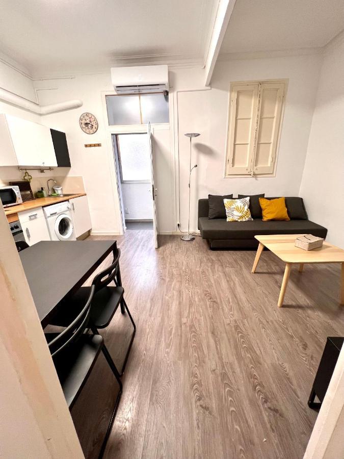 Poble Sec. Excelente Ubicacion Cerca De La Playa Y De Ramblas Appartement